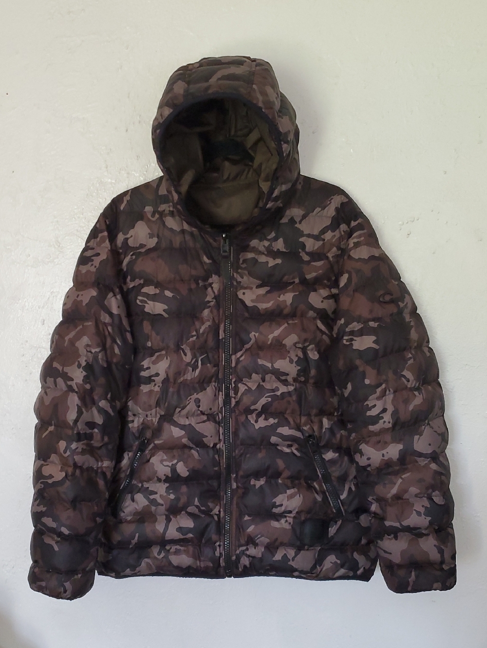 Coach Reversible Hooded Camouflage & Green Puffer Jacket - Size L